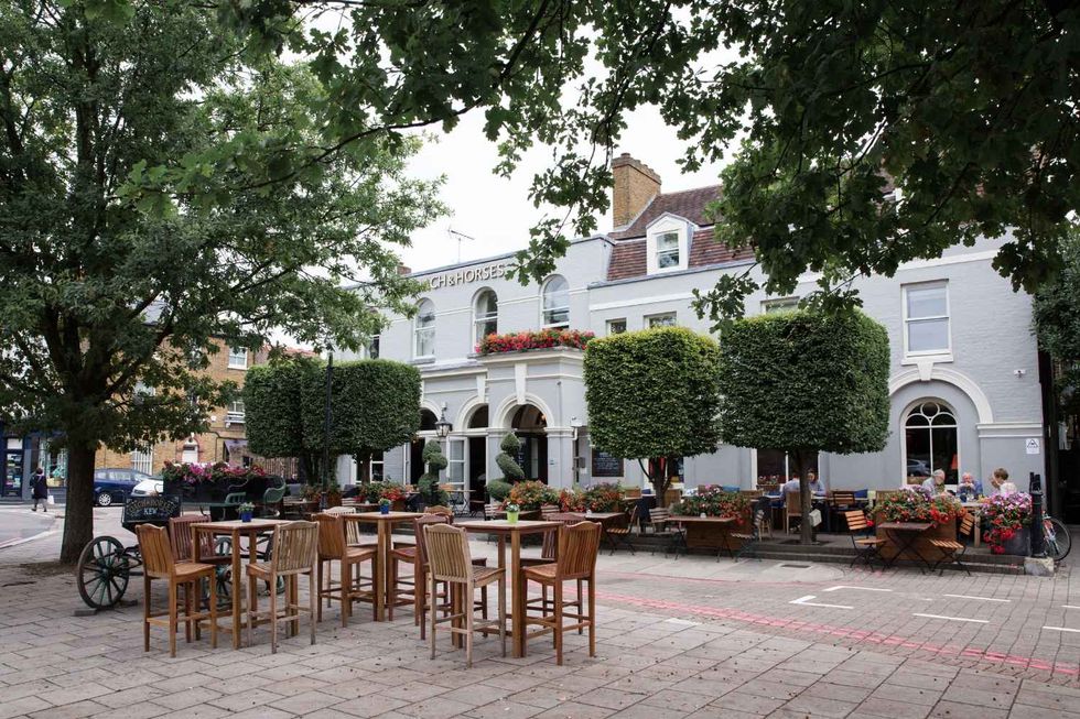 Coach & Horses Kew.jpg