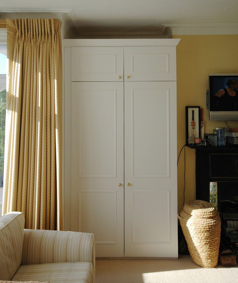 Fitted Wardrobe 2 (1).JPG