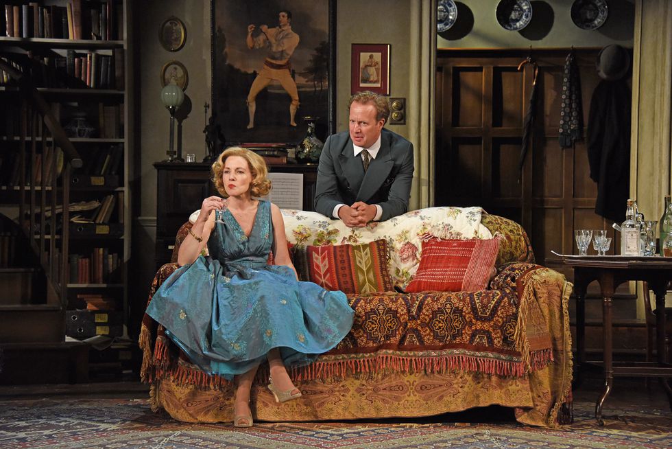 Lisa Dillon (Ruth), Geoffrey Streatfeild (Charles)Ôö¼-«nc-Blithe Spirit-009.jpg