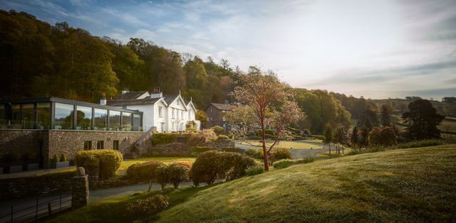 samling hotel review feature.jpg
