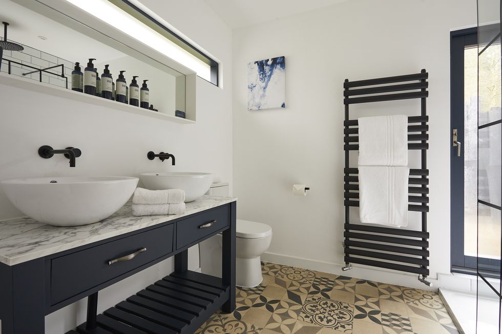 Treehouse bathroom.jpg